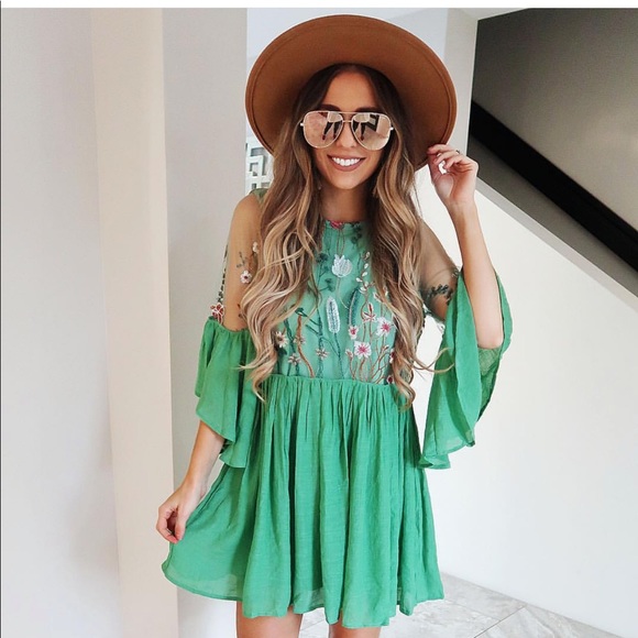 Hope's Dresses & Skirts - Green spring dress FLASH SALE!!!